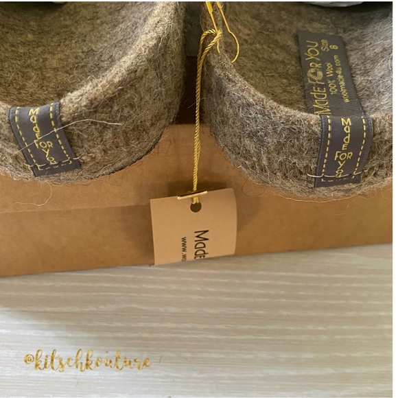Handmade 100% Wool Clogs - Picture 8 of 11